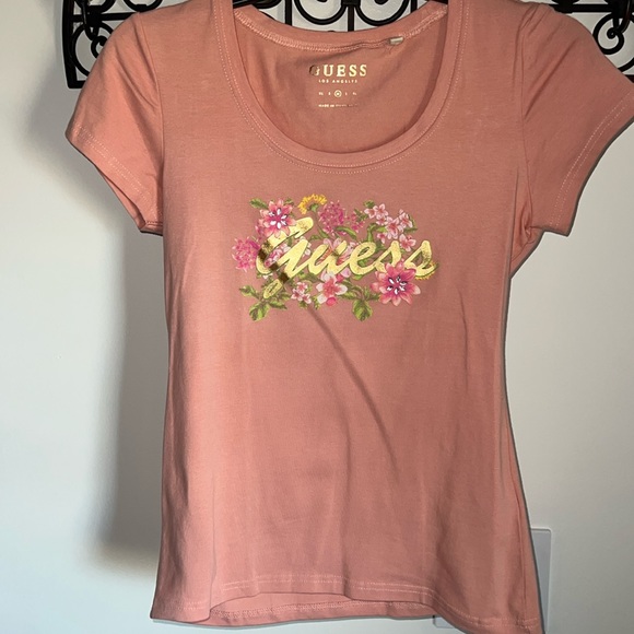 GUESS - Picture 1 of 4